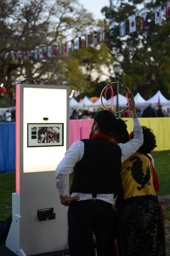 Imagen 3 de 5 de ¡ Cabina De Fotos Inflable ! Cabina Selfie! Shockcabina