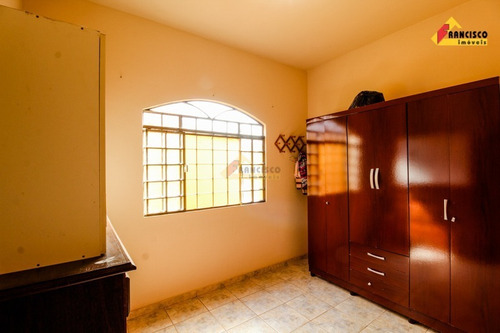 Imagem 13 de 27 de Casa À Venda, 3 Quartos, 2 Vagas, Cidade Jardim - Divinópolis/mg - 34550