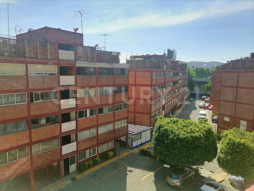 Departamento En Venta En San Lucas Tepetlacalco, Tlalnepantla, Estado De México