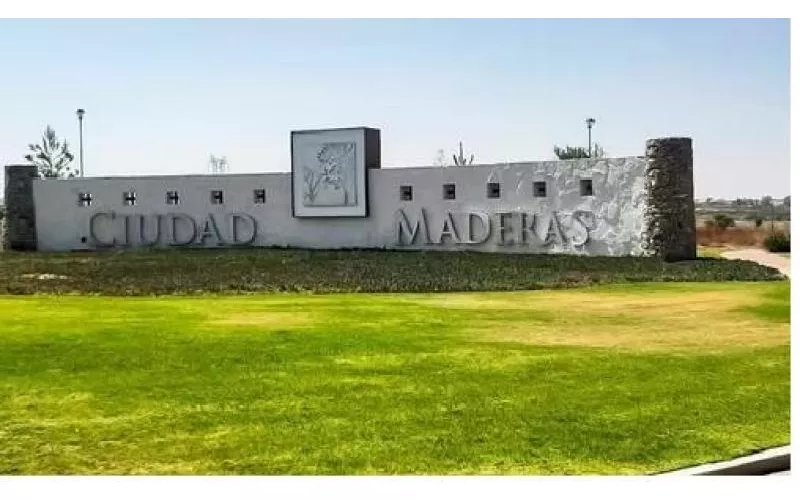 Terreno En Venta ¡precio De Remate 803 M2! Ciudad Maderas Uso De Suelo Mixto