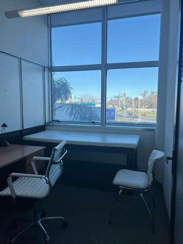 Pilar / Consultorios En Alquiler