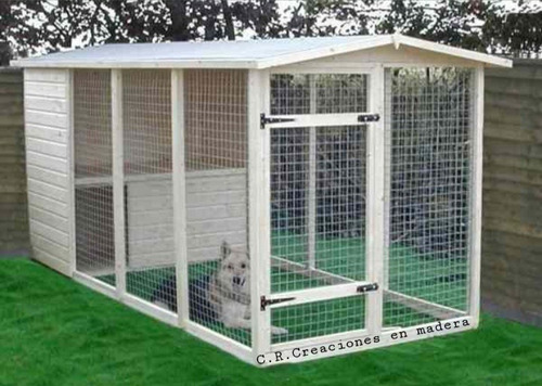 Imagen 2 de 3 de Cucha Y Corral De Perros Grandes