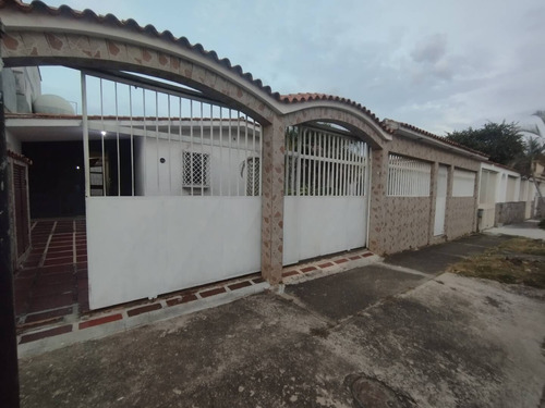 Nb.224474 Casa En Venta Urb El Morro Ll San Diego 305m2