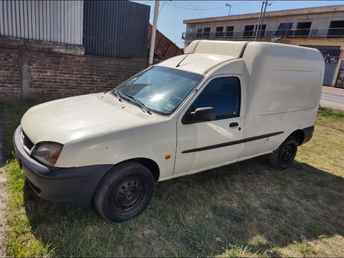Ford Courier 1.8 Pick-up D Dh