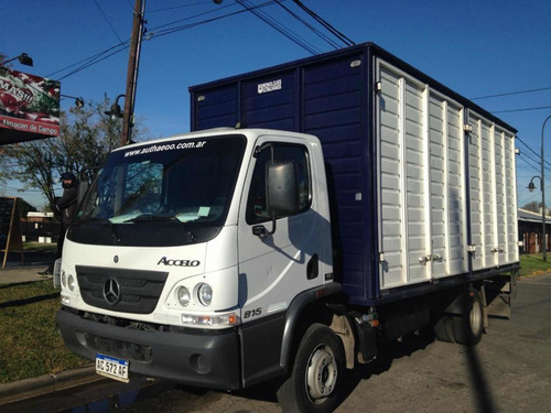 Mercedes Benz Accelo 815