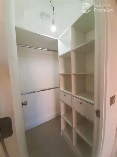 Departamento En Venta De 1 Dormitorio En Santiago