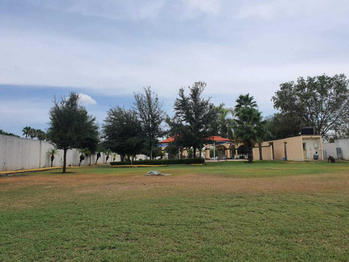 Quinta En Venta En El Saucito (el Sauz)
