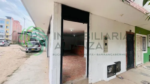 Local En Arriendo En Puerto Madero. Cod A16829