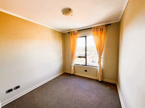 Departamento Sector Av Alemania 4 D +3 B + 1 Est.+ 1 Bodega