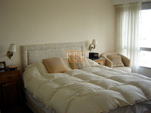 Imagen 13 de 27 de Apartamento En Peninsula, 3 Dormitorios *