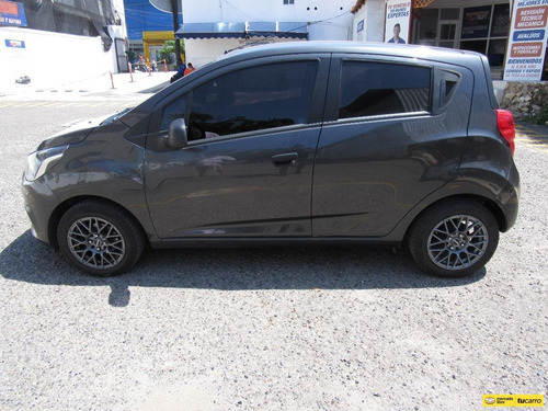 Imagen 2 de 11 de Chevrolet Spark