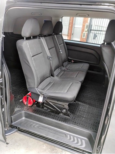 Imagen 18 de 20 de Mercedes-benz Vito 2018 1.6 111 Cdi Furgon Mixto Aa 114cv