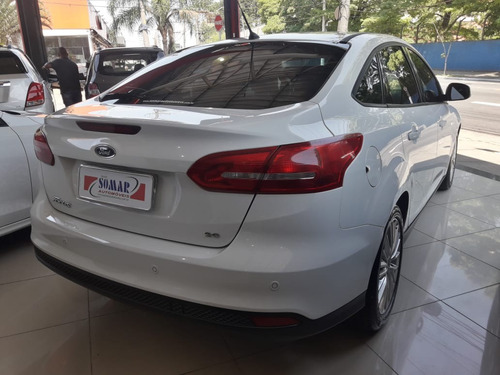Ford Focus 2.0 Se Sedan 16v Flex 4p Powershift