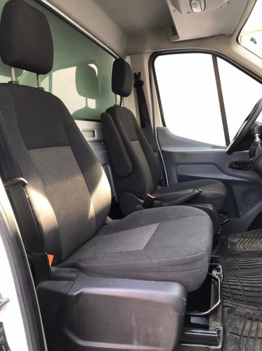 Imagen 12 de 15 de Ford Transit Van Chasis Mediana