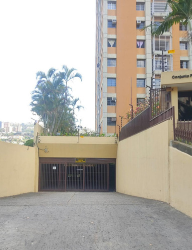Mh - Vendo Bonito Apartamento 75 M2, 3h, 2b, 2ptos Techados, Maletero. Los Chaguaramos