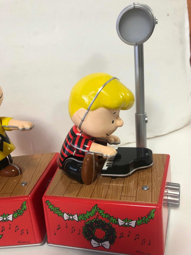 Snoopy Hallmark Set De Ornamentos Navideños (Usado)