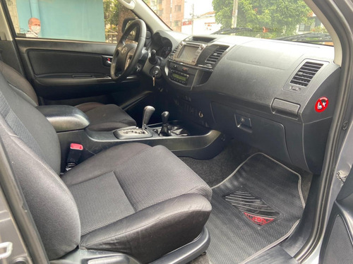 Toyota Fortuner 3.0 Sr5