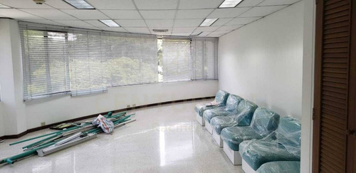 Imagen 3 de 7 de Oficina Arriendo Centro Empresa La Flora Norte Cali