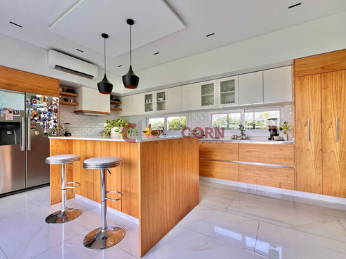 Venta Casa 7 Ambientes, Terravista, Gral. Rodríguez