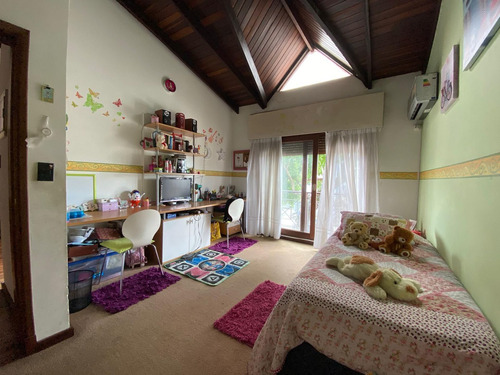 Venta Casa Sayago, 3 Dorm Piscina Con Renta Alta