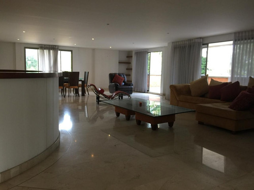 Imagen 10 de 14 de Se Arrienda Apartamento En Medellin, Poblado