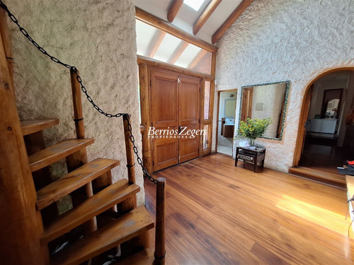 Casa En Venta 5 Dormitorios Los Dominicos, Las Condes