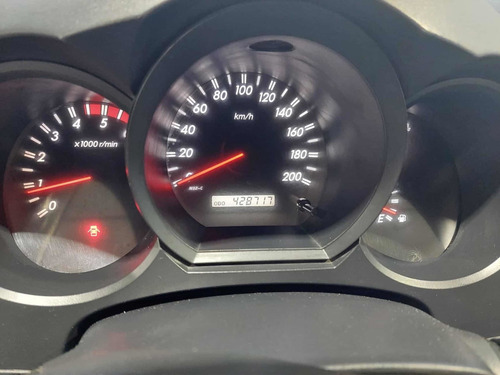 Imagen 8 de 10 de Toyota Hilux 2010 3.0 I Srv Cab Doble 4x4 Cuero