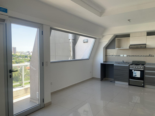 Venta Monoambiente Con Cochera. Balcón, Parrilla, Luminoso. A Estrenar Parque Chas