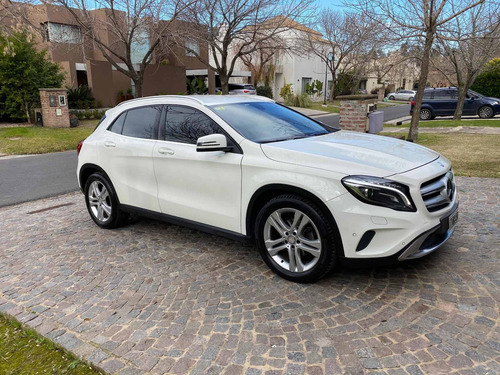 Mercedes-benz Clase Gla 1.6 Gla200 At Urban 156cv 2015