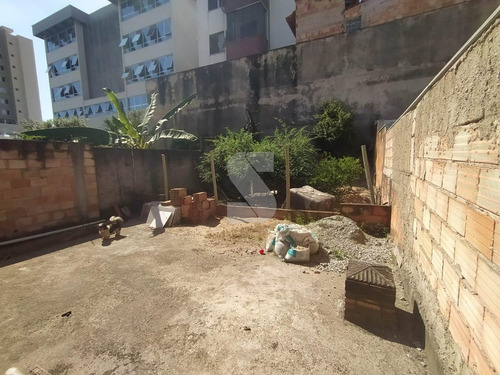 Imagem 21 de 23 de Casa 4 Quartos, 2 Suítes E Garagem Para 4 Carros No Jardim Riacho Em Contagem - 27397