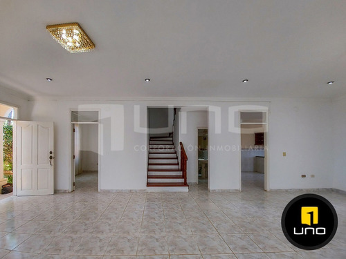 Imagen 6 de 22 de Av. Claracuta, Alemana Entre 6to Y 7mo Anillo Linda Casa En Venta