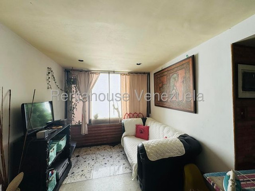 Se Vende Apartamento En El Paraiso 25-22107