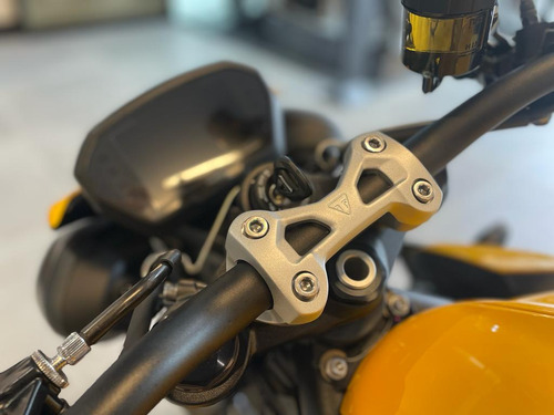 Triumph Street Triple 765 Rs 130 Cavalos - Gsx 750 (ja)