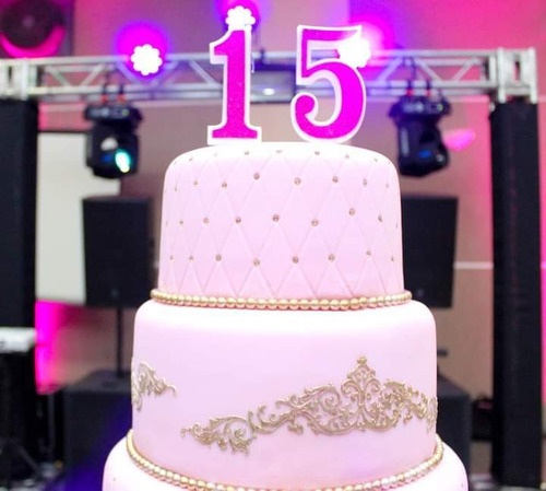 Imagem 1 de 4 de Fotógrafa Para Festa De Debutante + Fotos Ilimitadas + Álbum