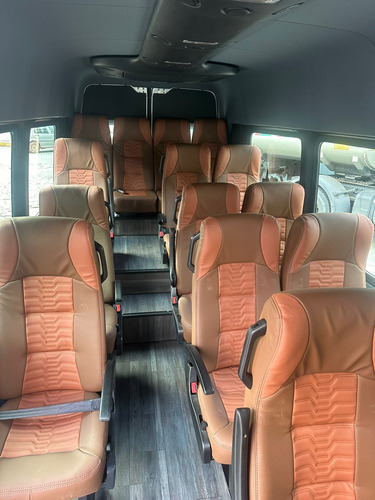 Mercedes-Benz Sprinter 2.0 Van 517 Cdi Extra Longo Teto Alto (21L) 5P Diesel