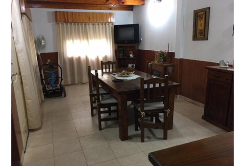 Imagen 3 de 12 de Casa En Barrio Los Pioneros