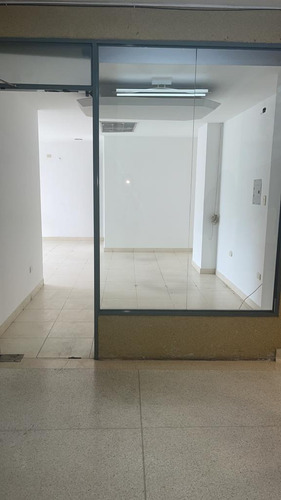 Imagen 6 de 8 de Alquiler Local Barrio Obrero Milenia Plaza