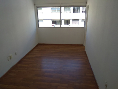 Apartamento En Alquiler Remodelado En Centro