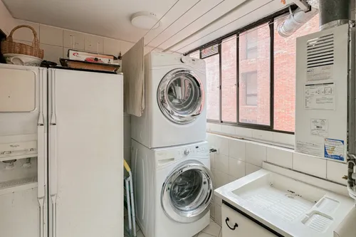 Apartamento En Venta En Los Rosales. Cod V7092