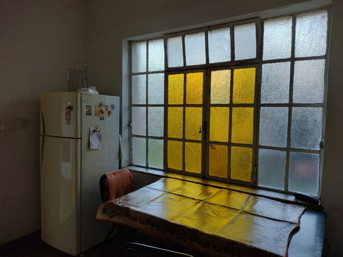 Alquiler De Habitación En Monte Castro, Capital Federal