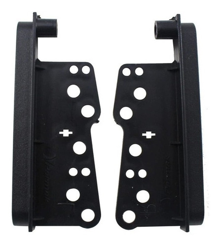 Imagen 2 de 9 de Marco Adaptador Doble Din Toyota Hilux