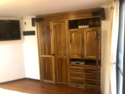 Apartamento En Primer Piso, Tranquilo, 2 Habitaciones, Estudio, Bbq Excelentes Vías De Acceso