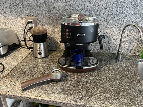 Cafetera Delonghi