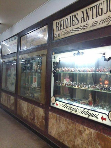 Imagen 7 de 9 de Local Galeria De Los Anticuarios