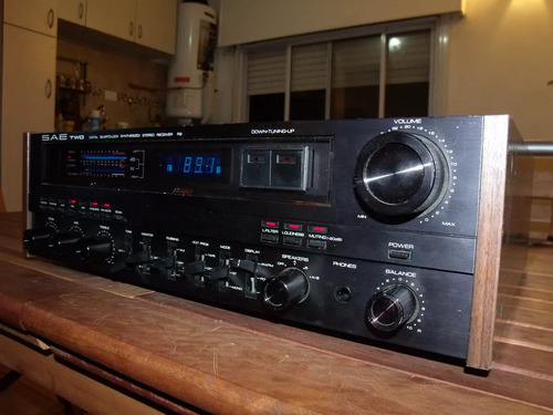 Sintoamplificador Stereo Sae R-9 U.s.a. Excelente Unico 90 W (Usado)