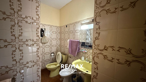 Casa + Local | Venta | Av. Sarmiento 900 | 3 Dorm