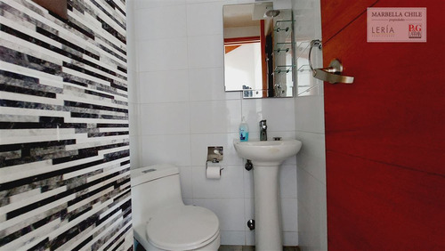 Casa En Arriendo De 6 Dorm. En Puchuncaví