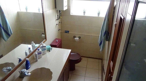 Excelente Casa En Barrio Consolidado 450 M² De Terreno.