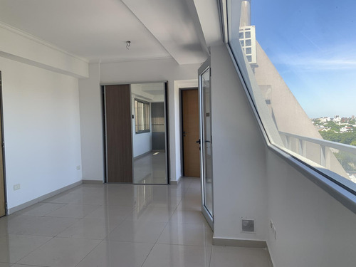 Venta Monoambiente Con Cochera. Balcón, Parrilla, Luminoso. A Estrenar Parque Chas