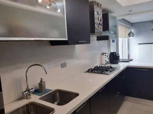 Imagen 6 de 26 de Leal Pérez Vende Townhouse En Mañongo, Villa Menhir